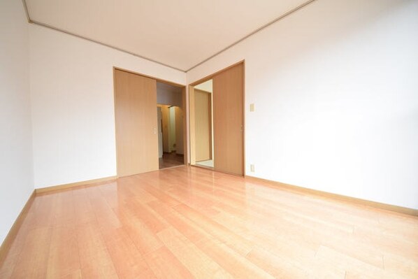 サニーサイド北沢の物件内観写真